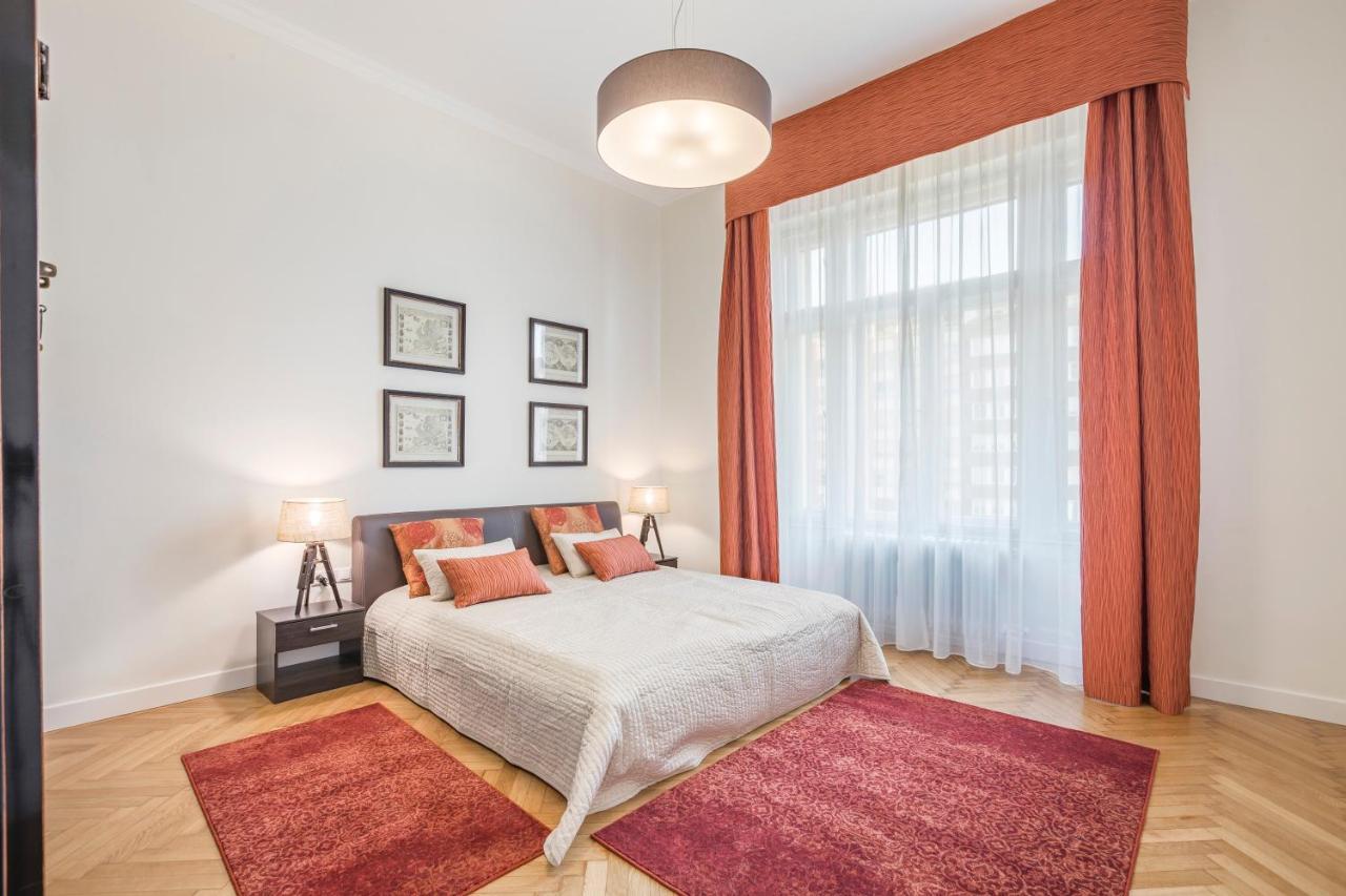 Modernized Unique Huge Central Apartment On 135Sqm Budapest Exterior photo